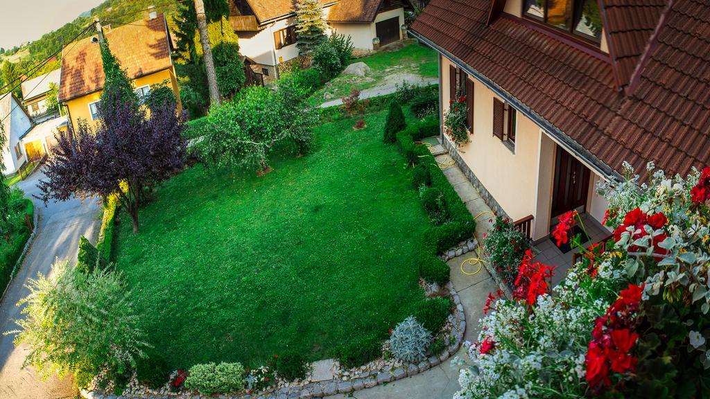 Apartments And Rooms Stefanac Slunj Εξωτερικό φωτογραφία