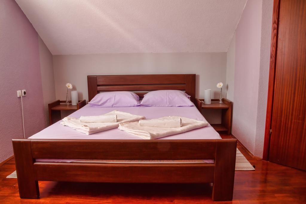 Apartments And Rooms Stefanac Slunj Δωμάτιο φωτογραφία