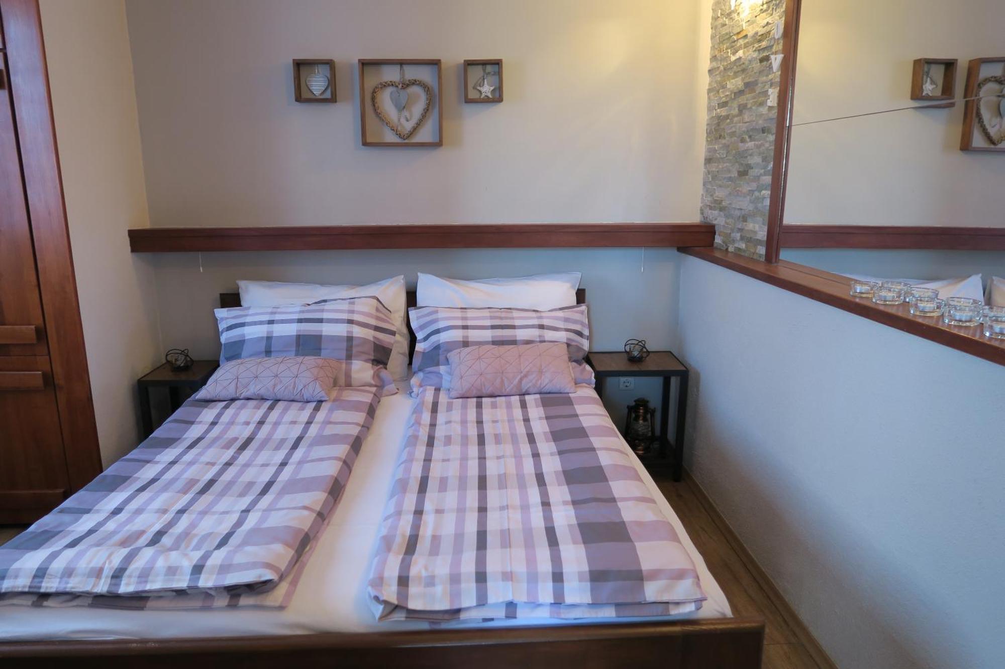 Apartments And Rooms Stefanac Slunj Εξωτερικό φωτογραφία