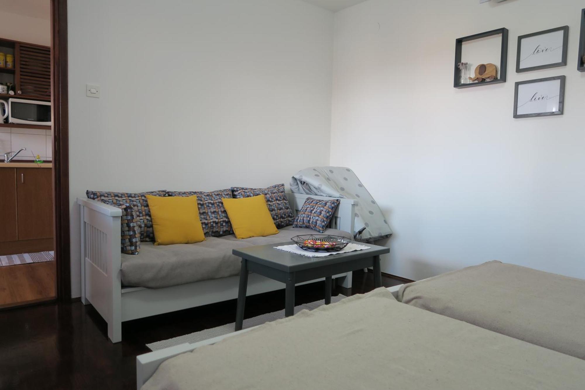 Apartments And Rooms Stefanac Slunj Εξωτερικό φωτογραφία
