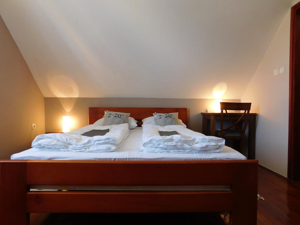 Apartments And Rooms Stefanac Slunj Εξωτερικό φωτογραφία