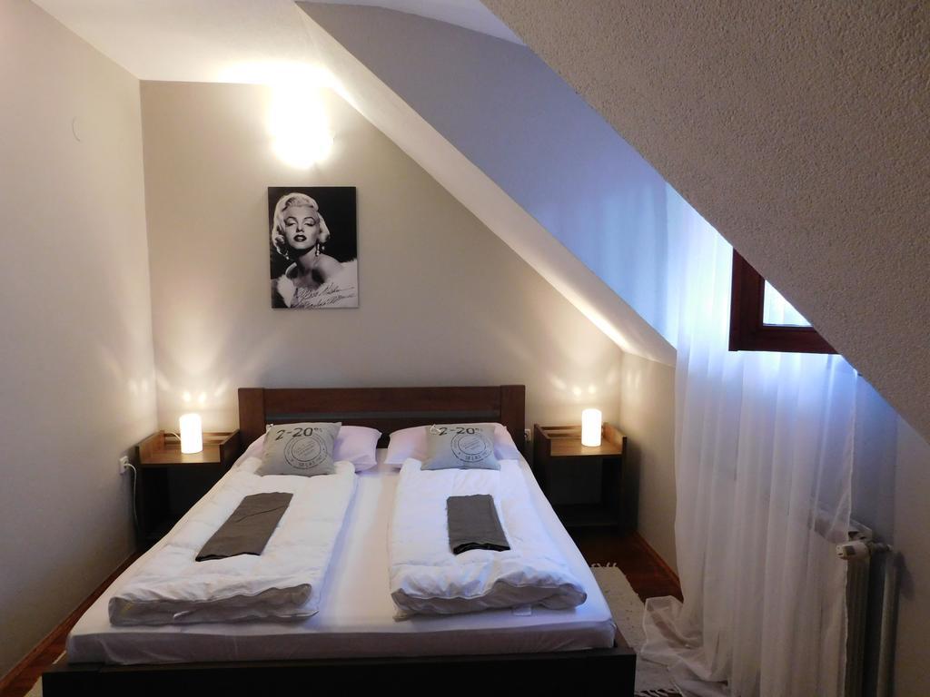 Apartments And Rooms Stefanac Slunj Εξωτερικό φωτογραφία